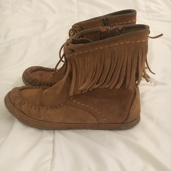 Moccasin-Style Booties - Picture 2 of 4
